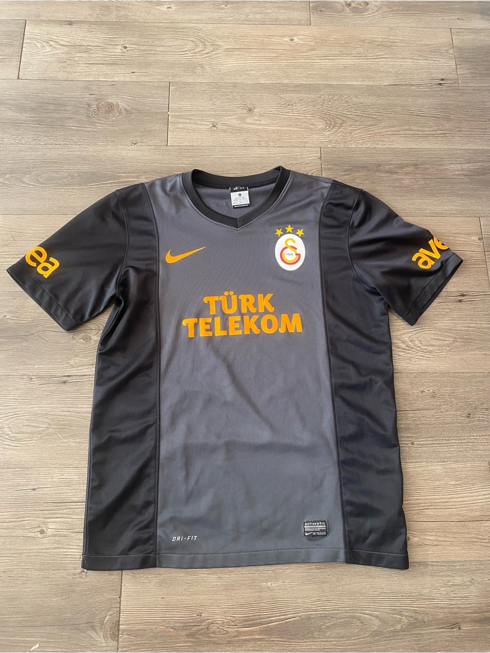 Nike Galatasaray 2013/14 Away Soccer Kit